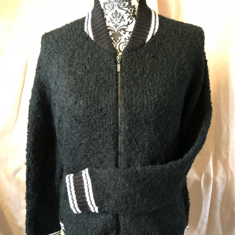 Dark grey zipup sweater jacket